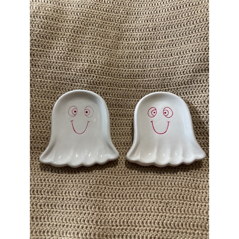 Vintage 1998 Hermitage Pottery Ghost Ceramic Trinket Dish Spoon Rest Set of 2